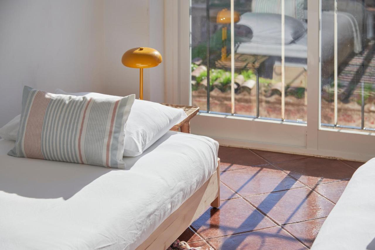Central & Sunny 2Br Apt Near Beach, By Timecooler Setúbal Exteriör bild