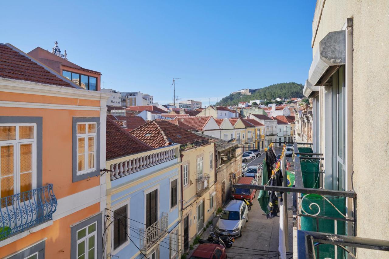 Central & Sunny 2Br Apt Near Beach, By Timecooler Setúbal Exteriör bild