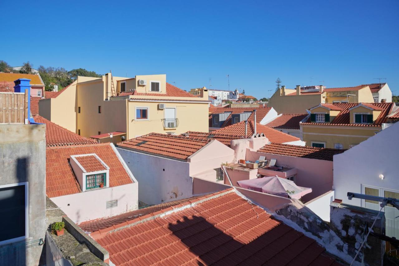 Central & Sunny 2Br Apt Near Beach, By Timecooler Setúbal Exteriör bild